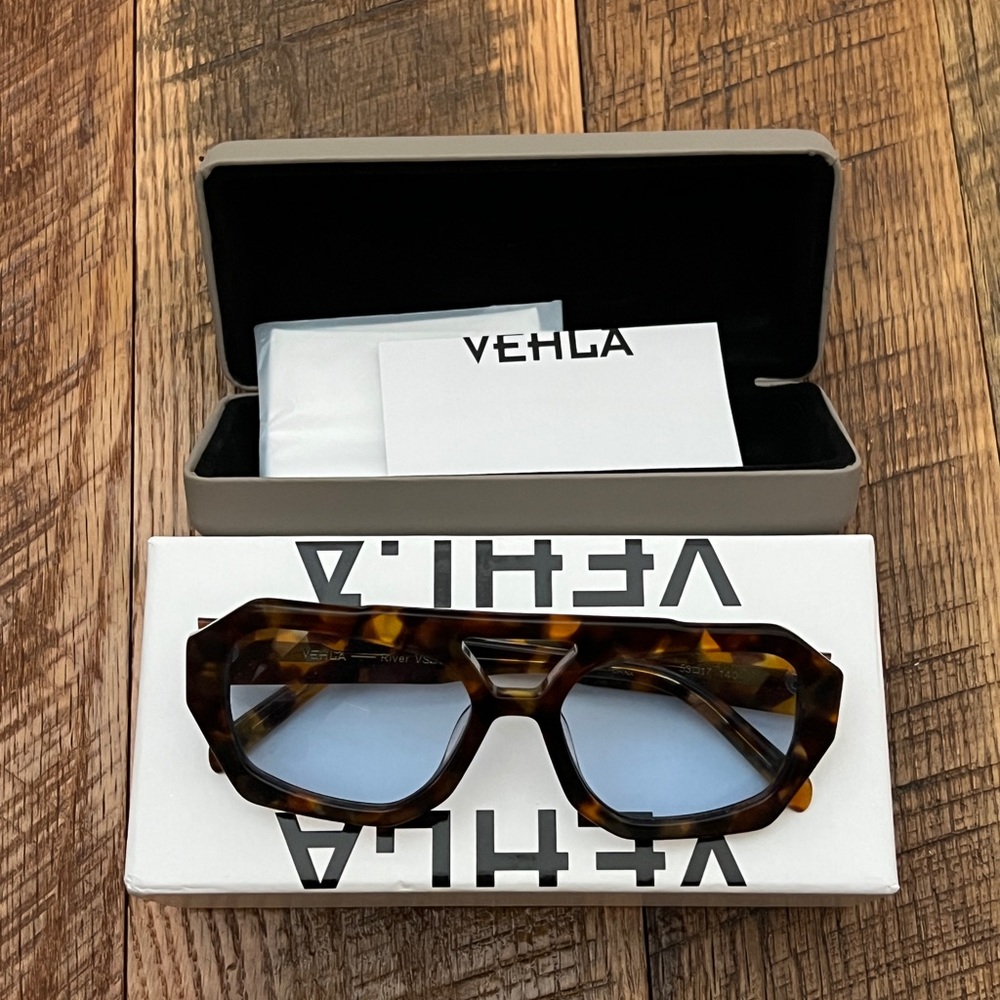 VEHLA sunglasses River Tort/Sky